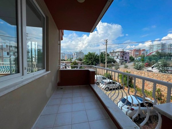 Alanya Tosmur'da geniş 3 odalı daire - 9