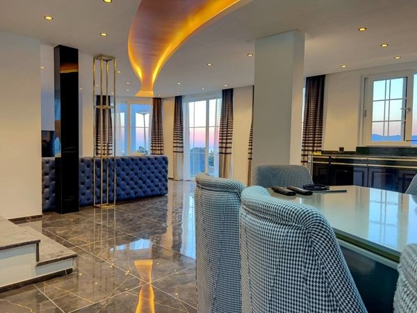 Luxusní 4+2 villa se nachází ve městě Alanya Kargıcak nedaleko letiště Gazipasa - 4