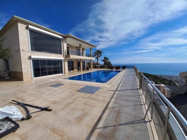 Moderní vila Alanya se 4 ložnicemi na prodej s vlastním bazénem - Alanya Bektaş - 21