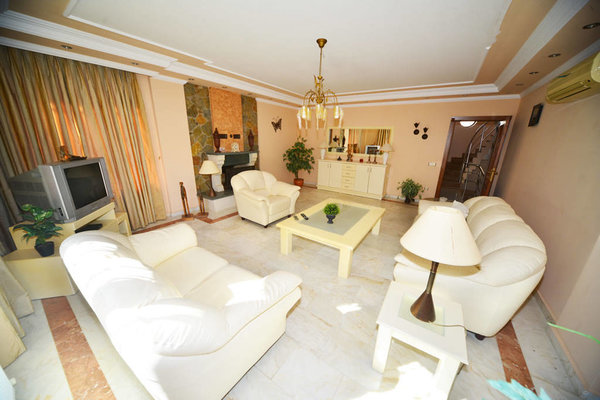 Alanya - Kestel'de plaja sadece 700 metre mesafede eşyalı villa - 7